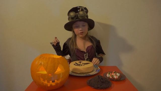 Тыква на Хеллоуин Едим землю, червяков, глаза  Pumpkin Carving Eat Earth, Worms, Eye