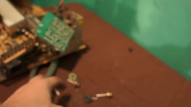 Что можно взять из старого монитора?? \Что можно найти в мониторе? смотреть онлайн