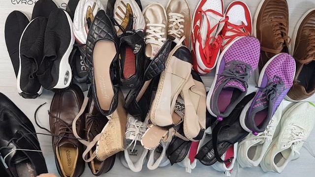 05232 Premium Shoes (Спортивная+брендовая обувь м/ж)№6 20,70 кг 12,99€ за кг 42 ед смотреть онлайн
