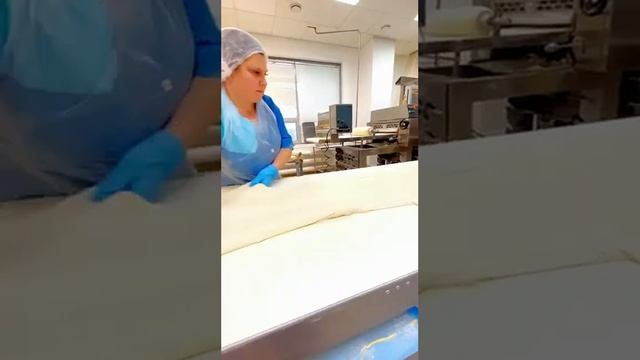 Хлебокомбинат "Абсолют": как делают вкуснейший хлеб в Тюмени #хлеб #булочки #bread #cookies смотреть онлайн