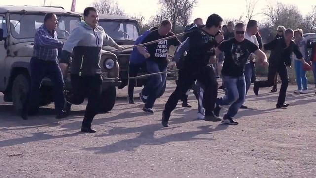 Встреча в Бердянске Drive2: Буксировка УАЗ смотреть онлайн