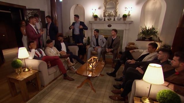 Hannah Breaks Down Over Drama Between The Guys | The Bachelorette US смотреть онлайн