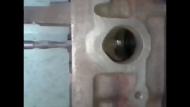 Ремонт головки блока цилиндров автомобиля Ford смотреть онлайн