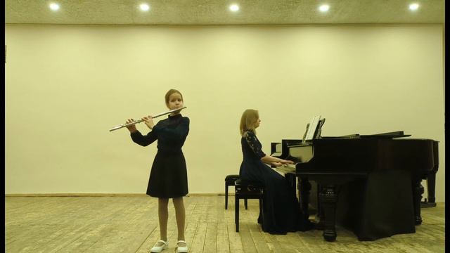 Якутина Елизавета, 10 лет. ДМШ №10 г. Новосибирск смотреть онлайн