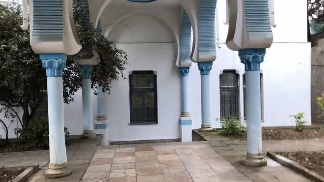 КРЫМ. Красота и величие дворца ДЮЛЬБЕР! Поражён увиденным. Кореиз, парк и море. ЭКСКУРСИЯ зимой 202 смотреть онлайн