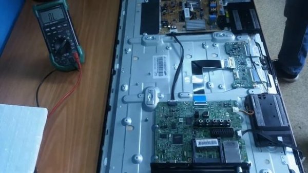 Ремонт телевизора Samsung UE32F5000AK