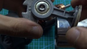 Что внутри у автомобильного компрессора?