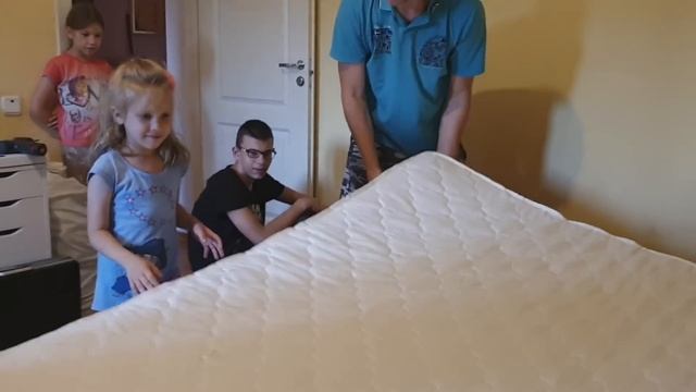 ПЕРВЫЙ РАЗ В ЖИЗНИ СДЕЛАЛИ САМИ СЕБЕ ШИКАРНЕЙШИЙ И ОЧЕНЬ ДОРОГОЙ ПОДАРОК... смотреть онлайн