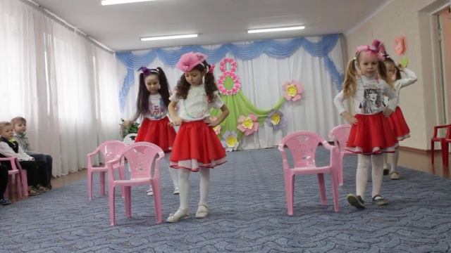 Танец Модниц (старшая группа) смотреть онлайн