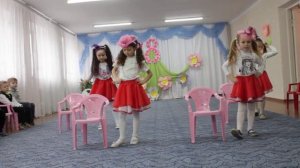 Танец Модниц (старшая группа)