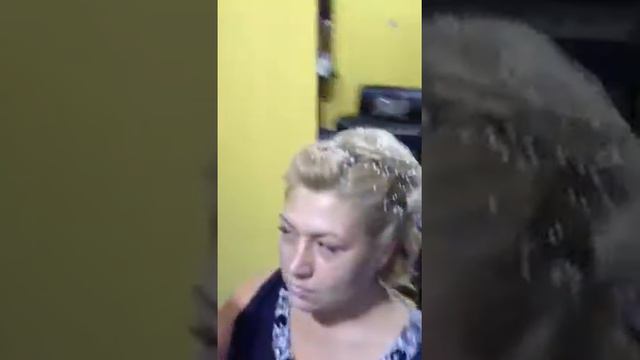 Свадебная прическа с жгутами, локонами и бисером смотреть онлайн