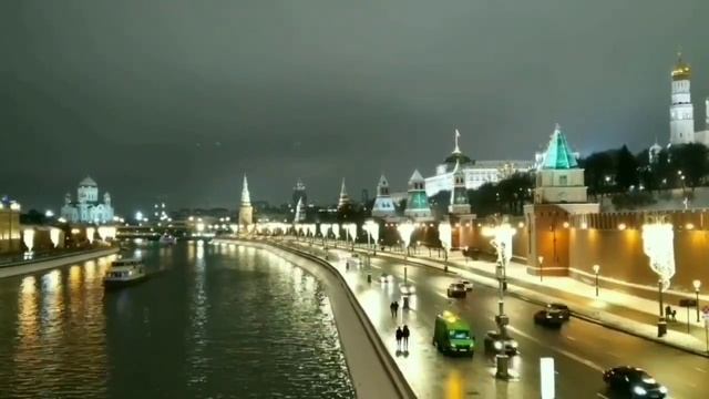 Москва-река и Кремль. Зимний вечер смотреть онлайн