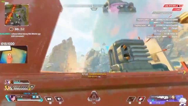 Killing Streamers with Superglides in Apex w/ reactions смотреть онлайн