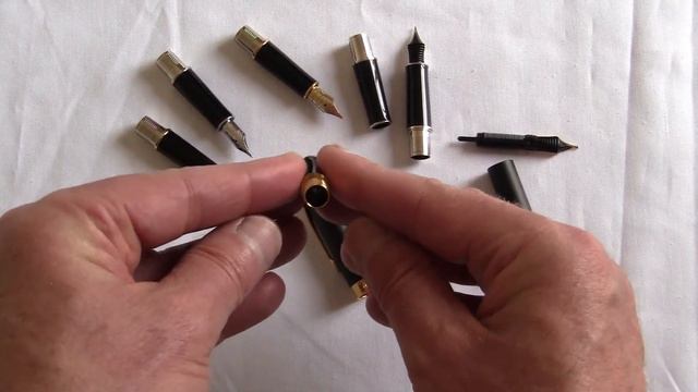 Changing a Parker Sonnet Nib смотреть онлайн