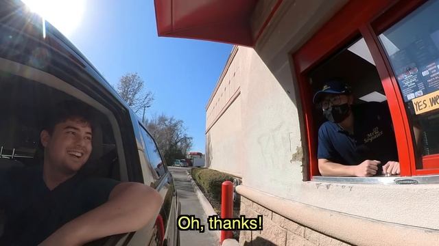 White Guy Orders in Chinese at Drive Thru, But When He Pulls Up… смотреть онлайн