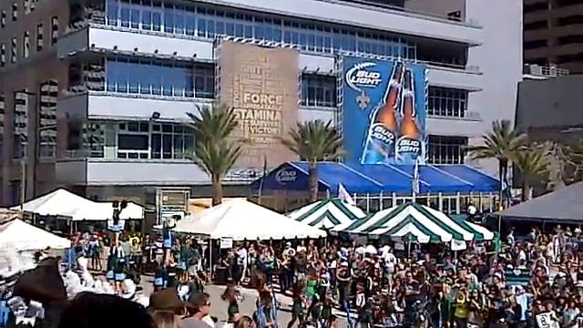 Tulane Band and cheerleaders Homecoming 2012 смотреть онлайн