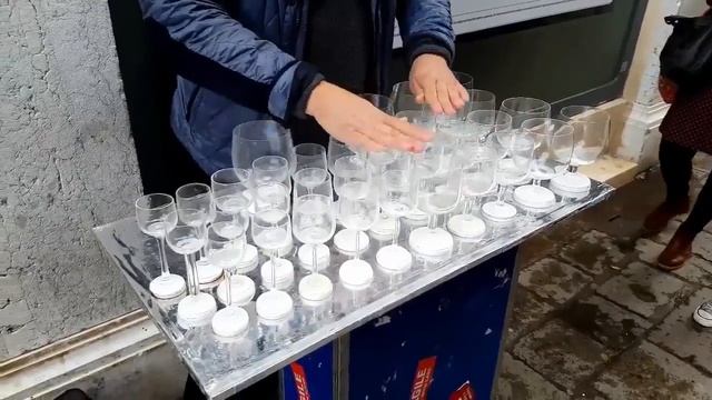 Музыка из Гарри Поттера исполненная на бокалах смотреть онлайн