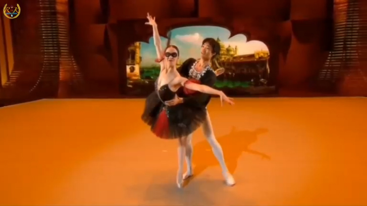 Большой Балет s2e02: Рената Шакирова и Кимин Ким па-де-де "Веницианский карнавал" (Сатанилла) смотреть онлайн