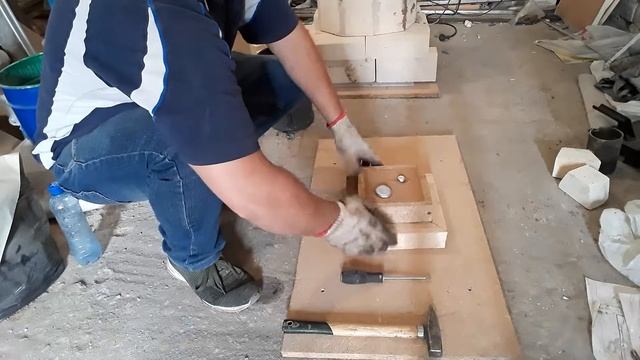 Отлил элемент столика из алюминия . смотреть онлайн