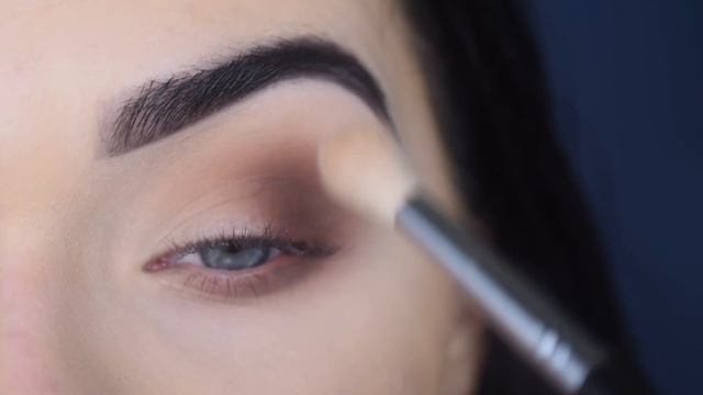 EASY Prom Smokey Eye Makeup Tutorial | ABH Soft Glam смотреть онлайн