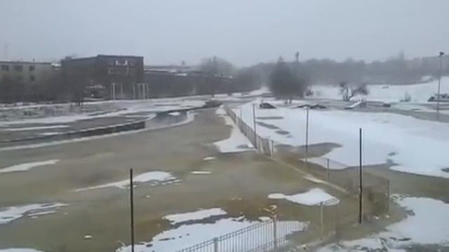 Подрыв льда на р.Лососинка в Петрозаводске смотреть онлайн