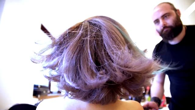 Коллекция причесок METROPOLITAN от международной команды стилистов CHI! Вдохновляйтесь вместе с CHI смотреть онлайн