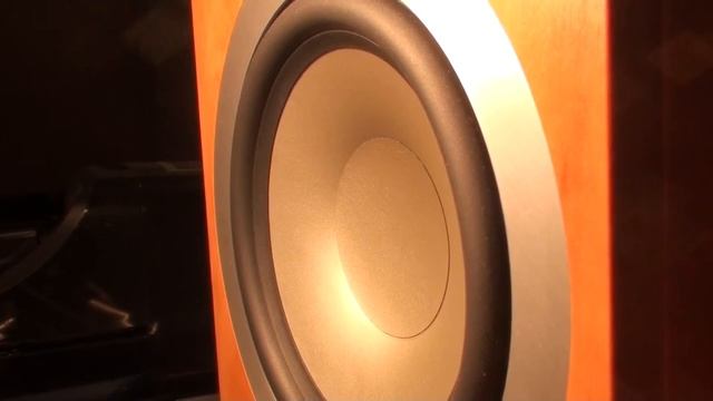 Tannoy Mercury V1 | THE GEEK x VRV - It's Because смотреть онлайн