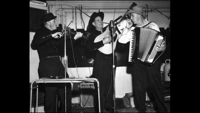 The Goose Island Ramblers - Hurley Hop смотреть онлайн