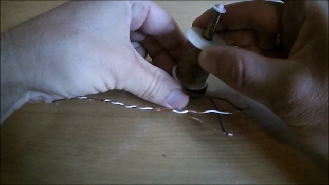 Электрогенератор своими руками очень просто. Самодельная настольная электростанция. смотреть онлайн