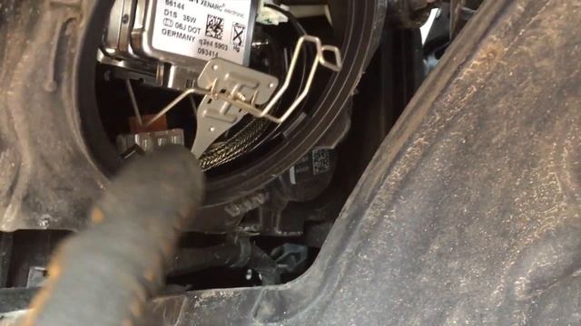 BMW Xenonbrenner wechseln F-Modelle смотреть онлайн