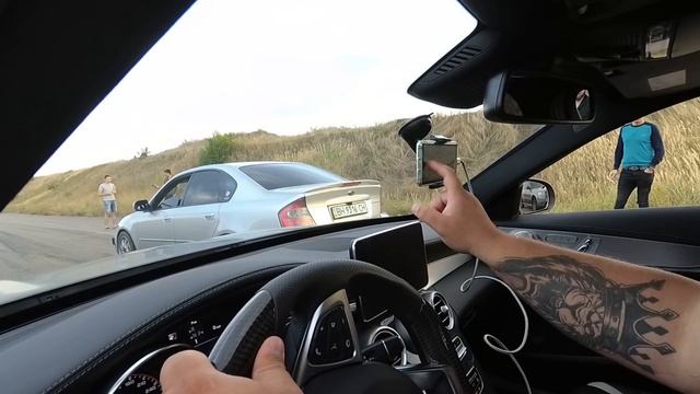 Субару Легаси и Мерседес C63 AMG смотреть онлайн