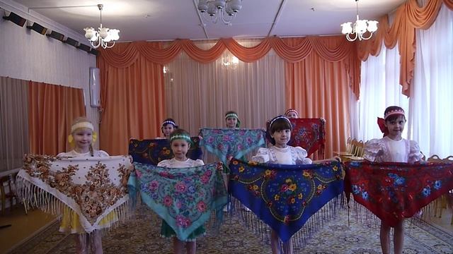 Танец с платками "Сударушка" смотреть онлайн