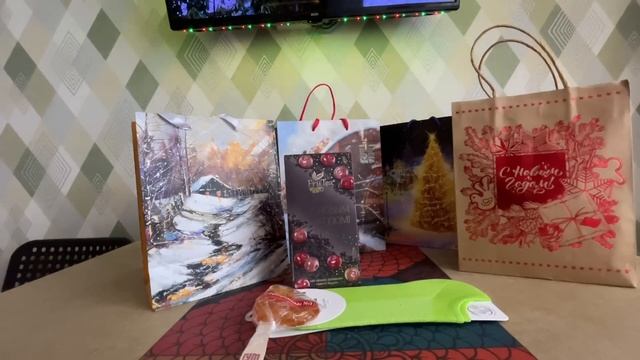 КАКИЕ ПОДАРКИ Я БУДУ ДАРИТЬ? ? смотреть онлайн