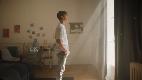 LOU & LENNI-KIM | Ce mur qui nous sépare | Miraculous [CLIP OFFICIEL]