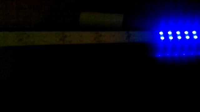 Цветомузыка на микроконтроллере)