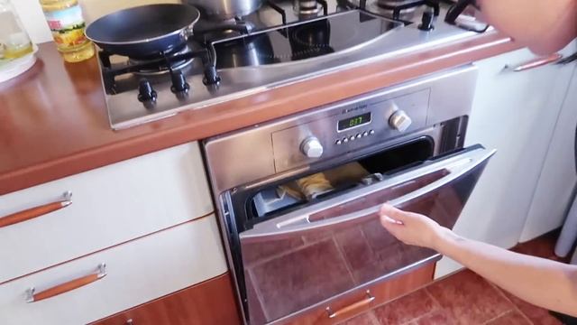 ПИРОГ С МАРШМЕЛЛОУ - "ТИПА КУЛИНАРНОЕ ШОУ №1" смотреть онлайн