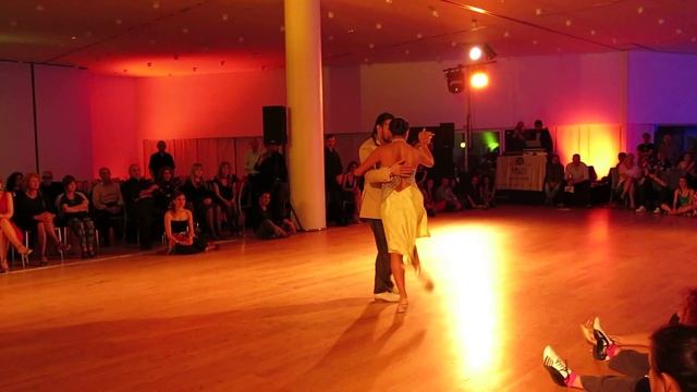 ZARATANGO Giselle& Roque, MILONGA "Reliquias Porteñas"Francisco Canaro смотреть онлайн