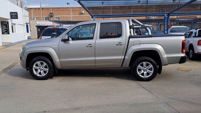 VOLKSWAGEN AMAROK 2.0L TDI TRENDLINE 180CV 4X2 MT 2016 смотреть онлайн