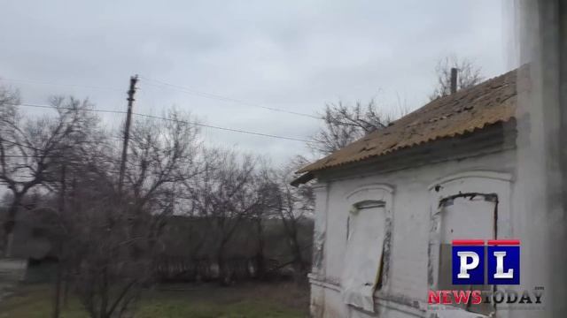 Patrick Lancaster: Inside A Newly Captured Ukrainian Checkpoint Village UNDERFIRE