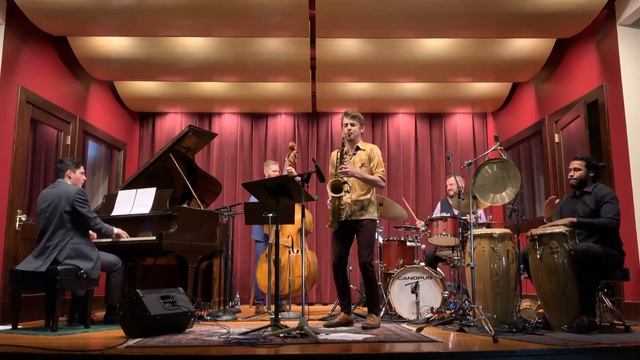 Latin Morning - The George Heid III Quintet - Lighthouse Arts, INC. смотреть онлайн