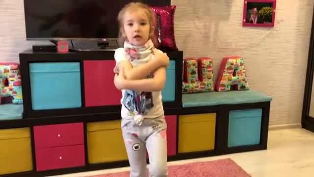 КОВБОЙСКИЙ ТАНЕЦ С ЭЛЕМЕНТАМИ АКРОБАТИКИ смотреть онлайн