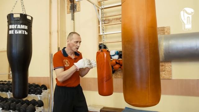 Эксклюзив!Постановка СЕРИИ УДАРОВ и КОМБИНАЦИЙ на мешке смотреть онлайн