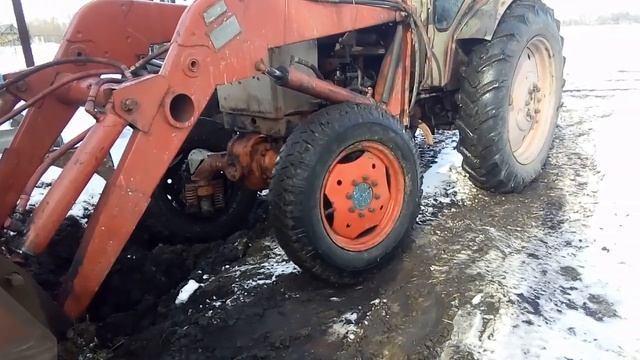 Т-40АМ ПОГРУЗКА НАВОЗА КУНОМ / Т-40АМ 4×4 ЗАСТРЯЛ, БУКСУЕТ. смотреть онлайн