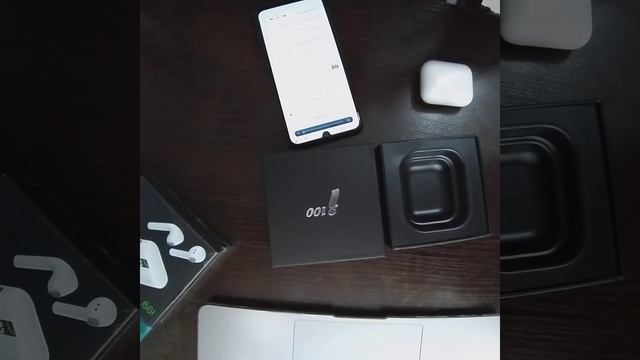 інструкція з підключення бездротових сенсорних навушників i11 i12 i15 i18 i20 i99 i100 i200 смотреть онлайн