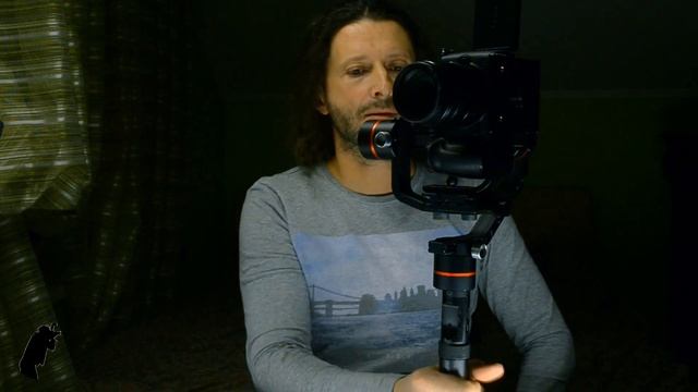 Снимаем вертикальное видео на  Panasonic Lumix GH5S на стабе.