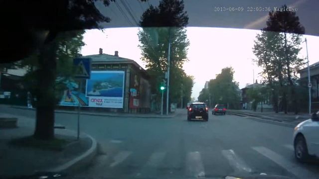 Дятел смотреть онлайн