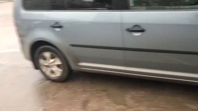 Фольксваген Touran 2007 г.в. 1.6 / 102 л.с. Состояние. смотреть онлайн