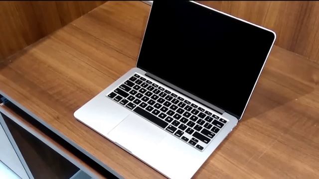New Macbook Pro 2015 UNBOXING : 13