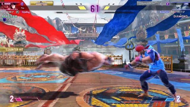 E Honda(StyleBug) vs Luke смотреть онлайн