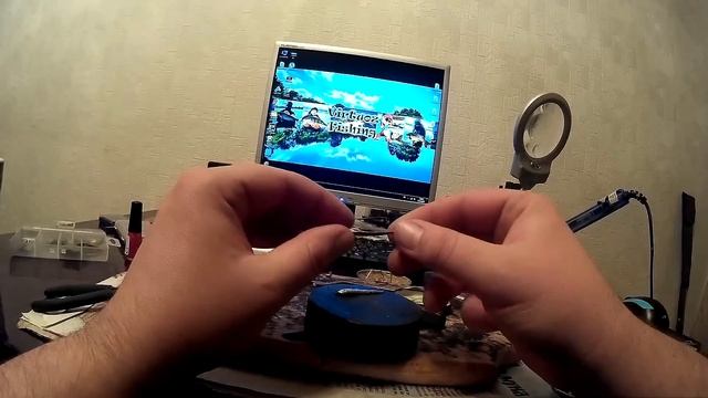Изготовление зимней блесны "Рожковская". Игра блесны. смотреть онлайн